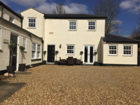 Courtyard Cottage - Great Paxton